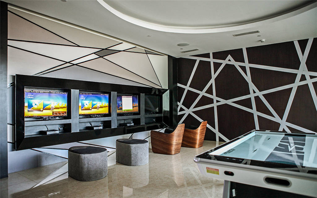Azure Urban Resort Residences 帕拉纳克现房
