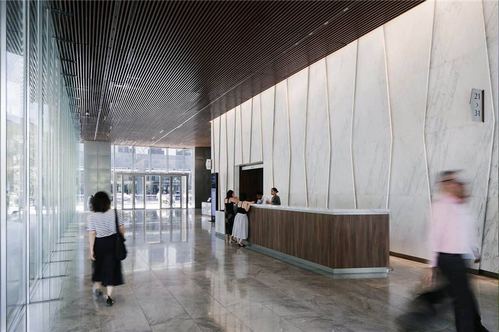 Arthaland Century Pacific Tower – BGC 写字楼