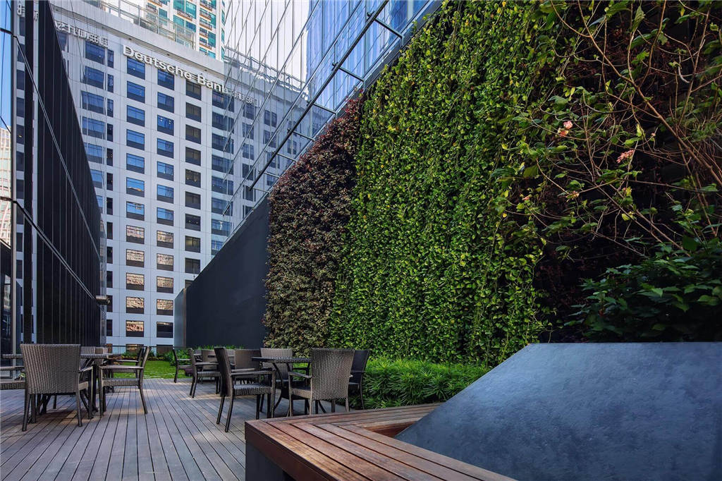 Arthaland Century Pacific Tower – BGC 写字楼